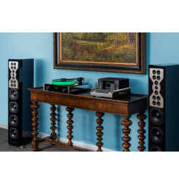 McIntosh XR100 Floorstanding Loudspeaker