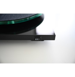 Pro-Ject T2 Turntable with Ortofon 2M Red Cartridge