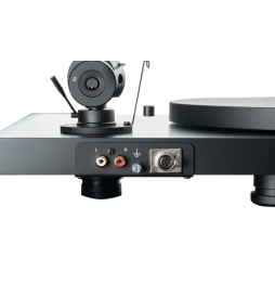Pro-Ject Debut PRO S Balanced Turntable with Pick It S2 C Cartridge