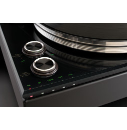 McIntosh  MTI100 Integrated Turntable