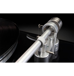 McIntosh  MTI100 Integrated Turntable